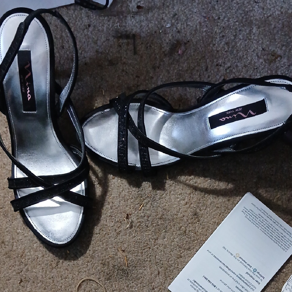 Nina Black Elegant High-Heeled Sandals